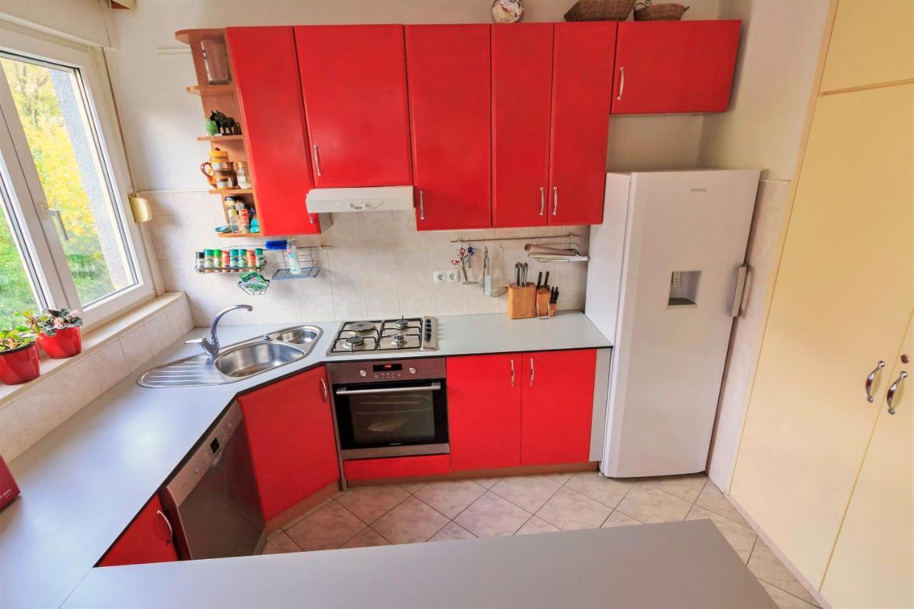 Apartment Anita Omis Exterior photo